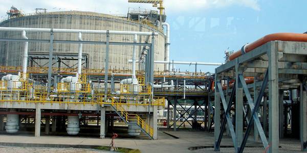 the Dapeng LNG terminal in Shenzhen