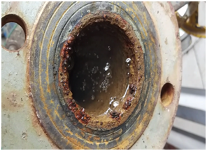 图一 后冷却器泄漏